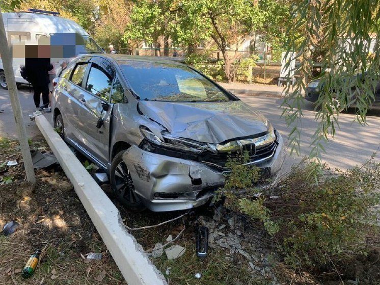 В Минеральных Водах пьяный водитель иномарки сбил двух школьниц на тротуаре