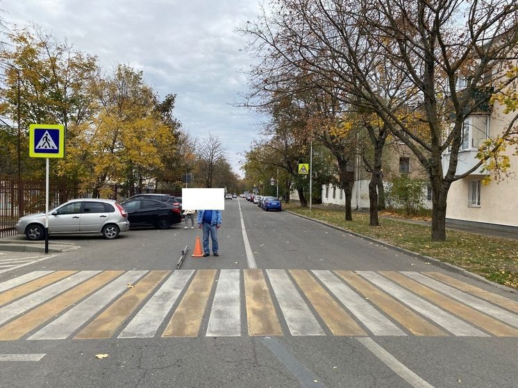 В Ставрополе невнимательный водитель сбил пенсионерку на пешеходной зебре