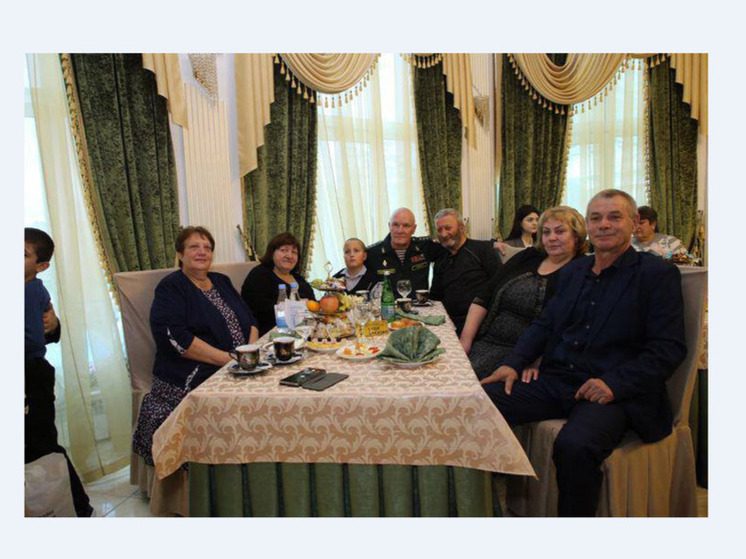Командующий Северо-Кавказским округом встретился с семьями погибших росгвардейцев