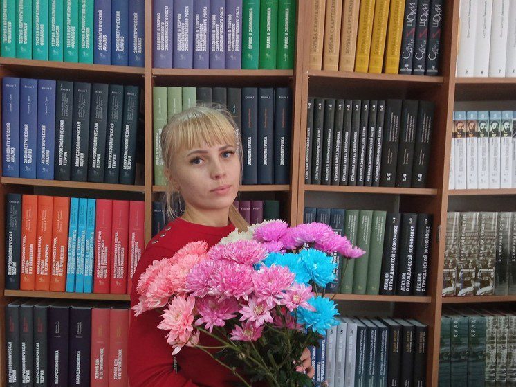 Студенты Ставропольского филиала Президентской академии поздравили мам