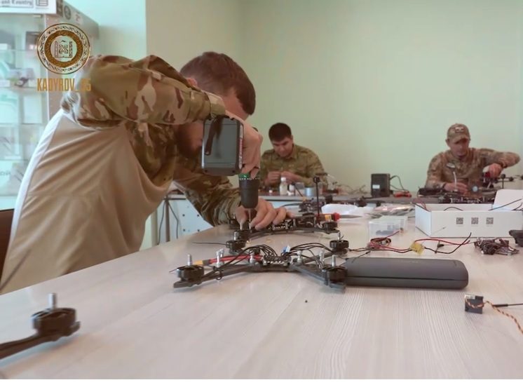 В Чечне запустили производство дронов
