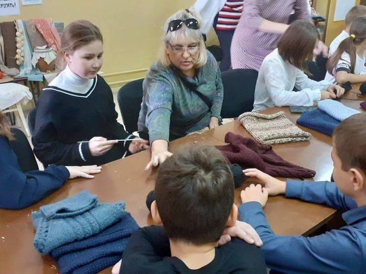 В Кисловодске в рамках акции «Нить добра» сплели первые зимние маскировочные сети
