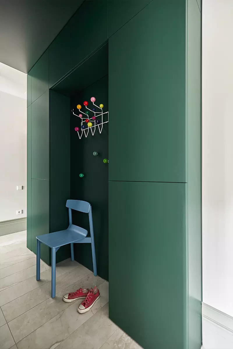 Эклектичный интерьер квартиры для творческой пары с детьми — проект студии DSGN HUB
