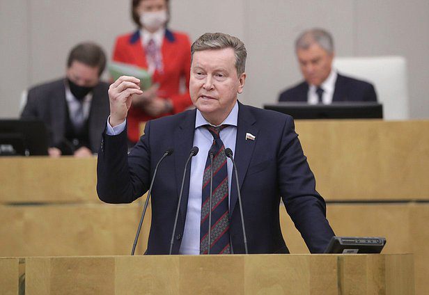 Первый заместитель Председателя Комитета по аграрным вопросам Олег Нилов