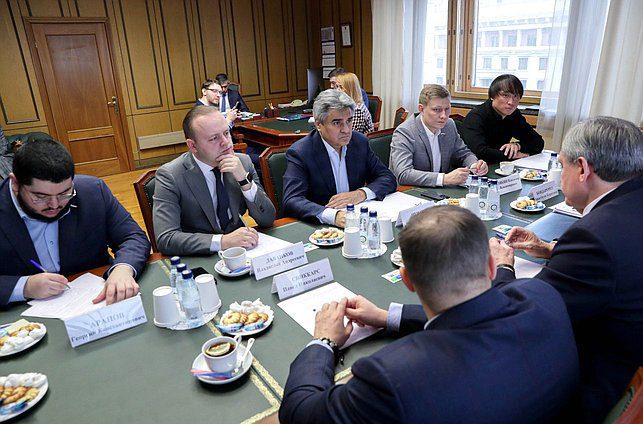 Встреча Министра энергетики РФ Николая Шульгинова с представителями фракции «Новые люди»