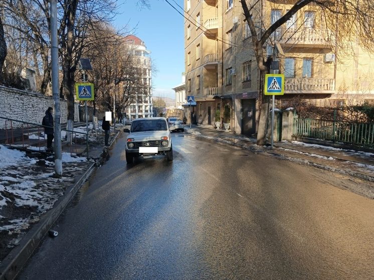 В Кисловодске автомобилист сбил на «зебре» двух 14-летних школьниц