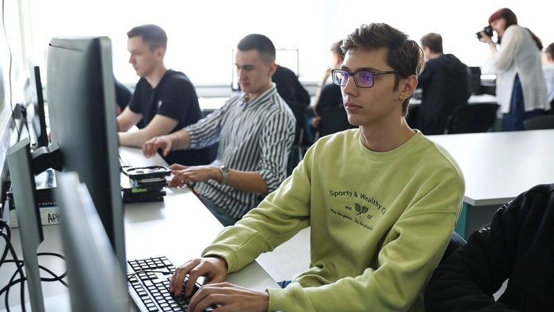 Ставропольские учёные разрабатывают технологии безопасности данных на «умных» устройствах