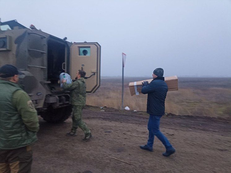 Апанасенковский округ передал рации бойцам в зоне СВО