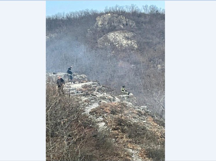 Гора Машук в Пятигорске продолжает гореть второй день