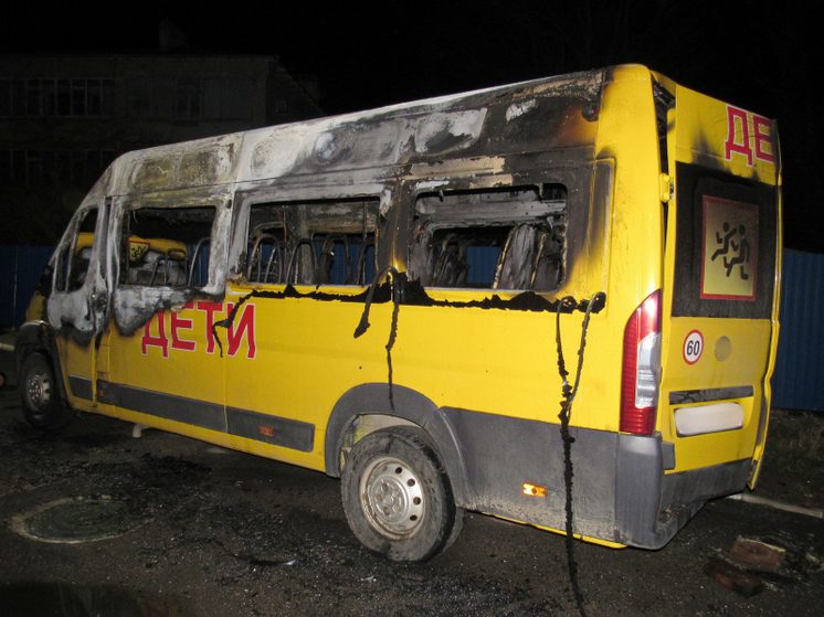 Пьяный ставрополец от нечего делать сжег школьный автобус ценой 1,7 млн рублей
