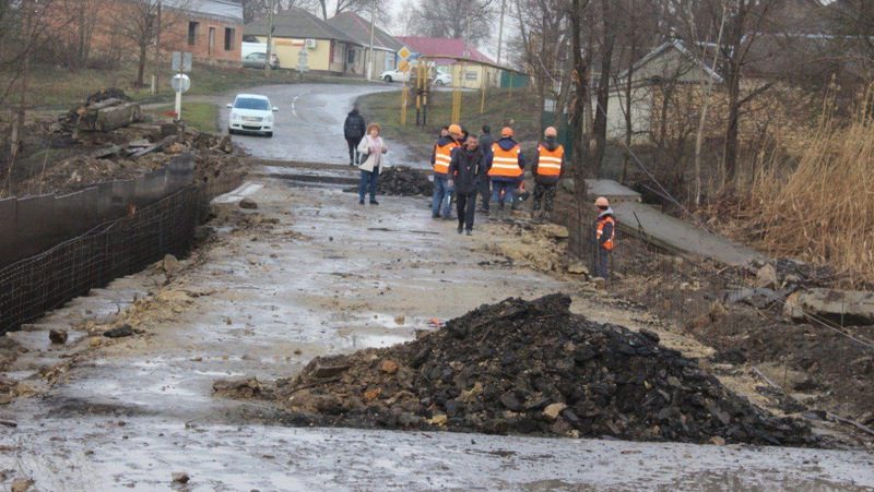 Повреждённый мост в селе Камбулат отремонтируют к середине апреля