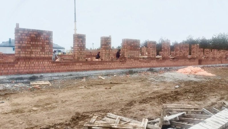 Реконструкцию школы №1 в Арзгире планируют закончить в этом году