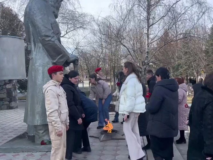 В Беслане в преддверии Дня защитника Отечества почтили память воинов-земляков