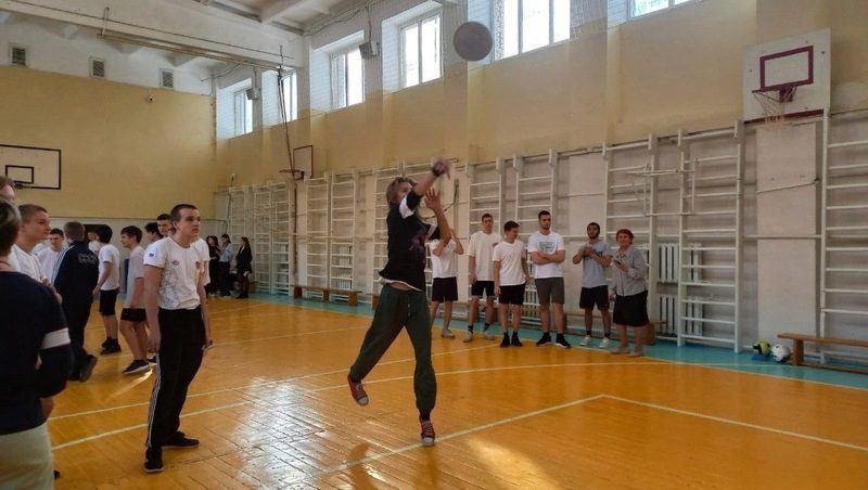 Встречи с участниками СВО и ветеранами прошли в школах Ставрополя