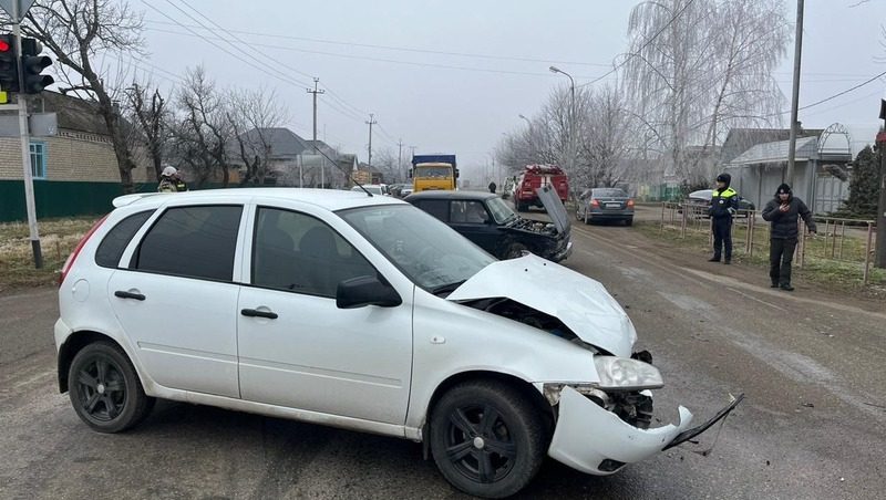 Лихач на «семёрке» устроил аварию с пострадавшим в Новопавловске