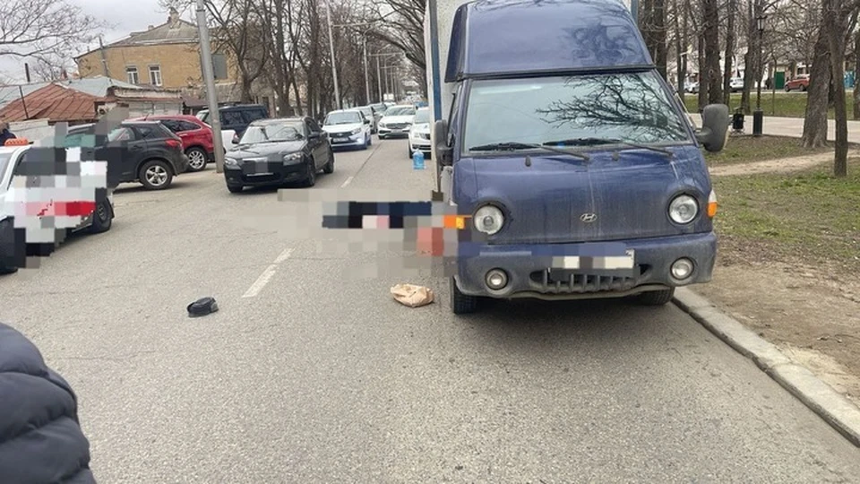 Пенсионер погиб под колесами грузовика в центре Ставрополя0