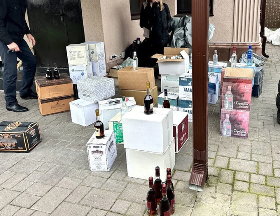 Трех жителей Ставрополя задержали за продажу немаркированного алкоголя0