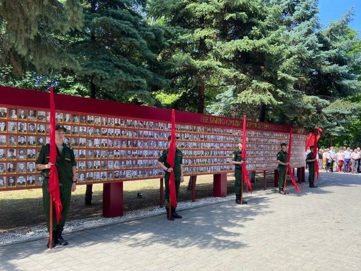 В Изобильном дополнят фото участников ВОВ на мемориале возле «Огня Вечной Славы»