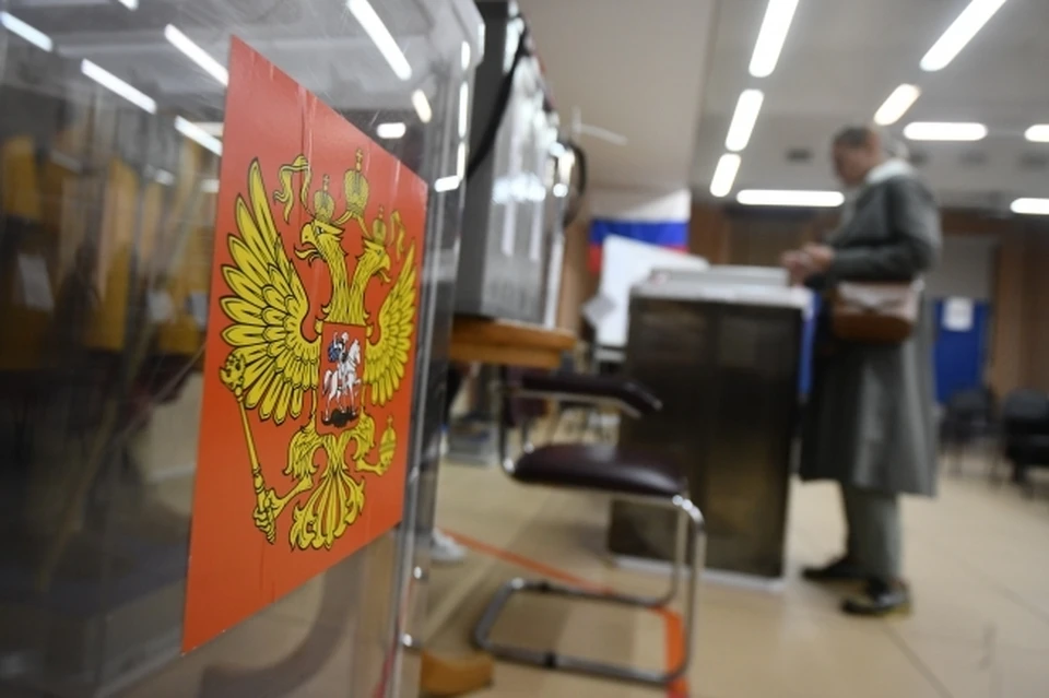 В Северной Осетии девушка залила йодом списки избирателей на выборах президента0