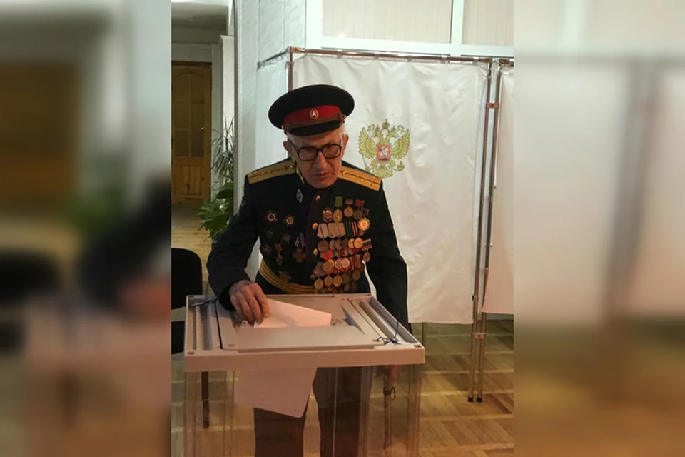 Ветеран Великой Отечественной войны проголосовал на выборах в КЧР0