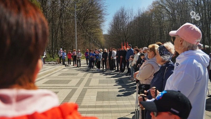 «10 тысяч шагов к жизни»: как прошёл фестиваль по скандинавской ходьбе в Ставрополе