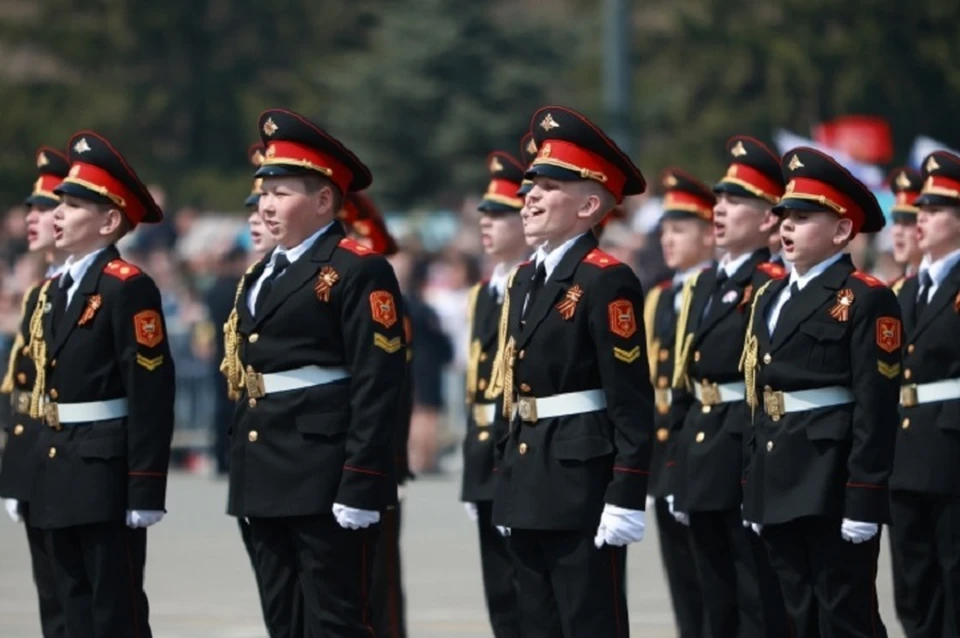 Фронтовые бригады артистов поздравят ветеранов на дому в Ставрополе0
