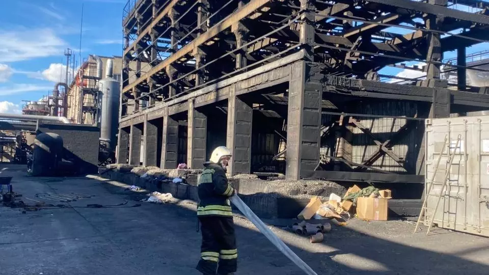 Крупный пожар на промышленном объекте произошел в Невинномысске1