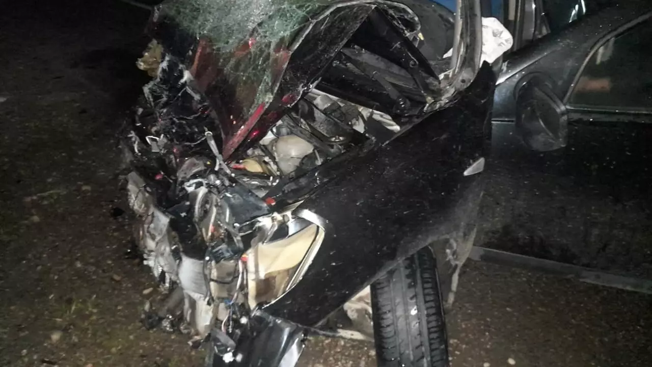 Машины всмятку: жуткое смертельное ДТП произошло на трассе Ставрополья1