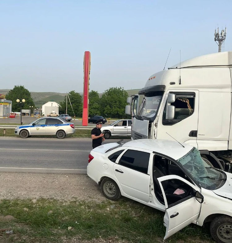 На трассе по пути в Архыз погиб 71-летний водитель «Гранты»1