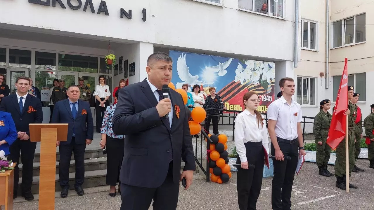 В Ессентуках более тысячи фотографий героев подняли правнуки, внуки и дети защитников0