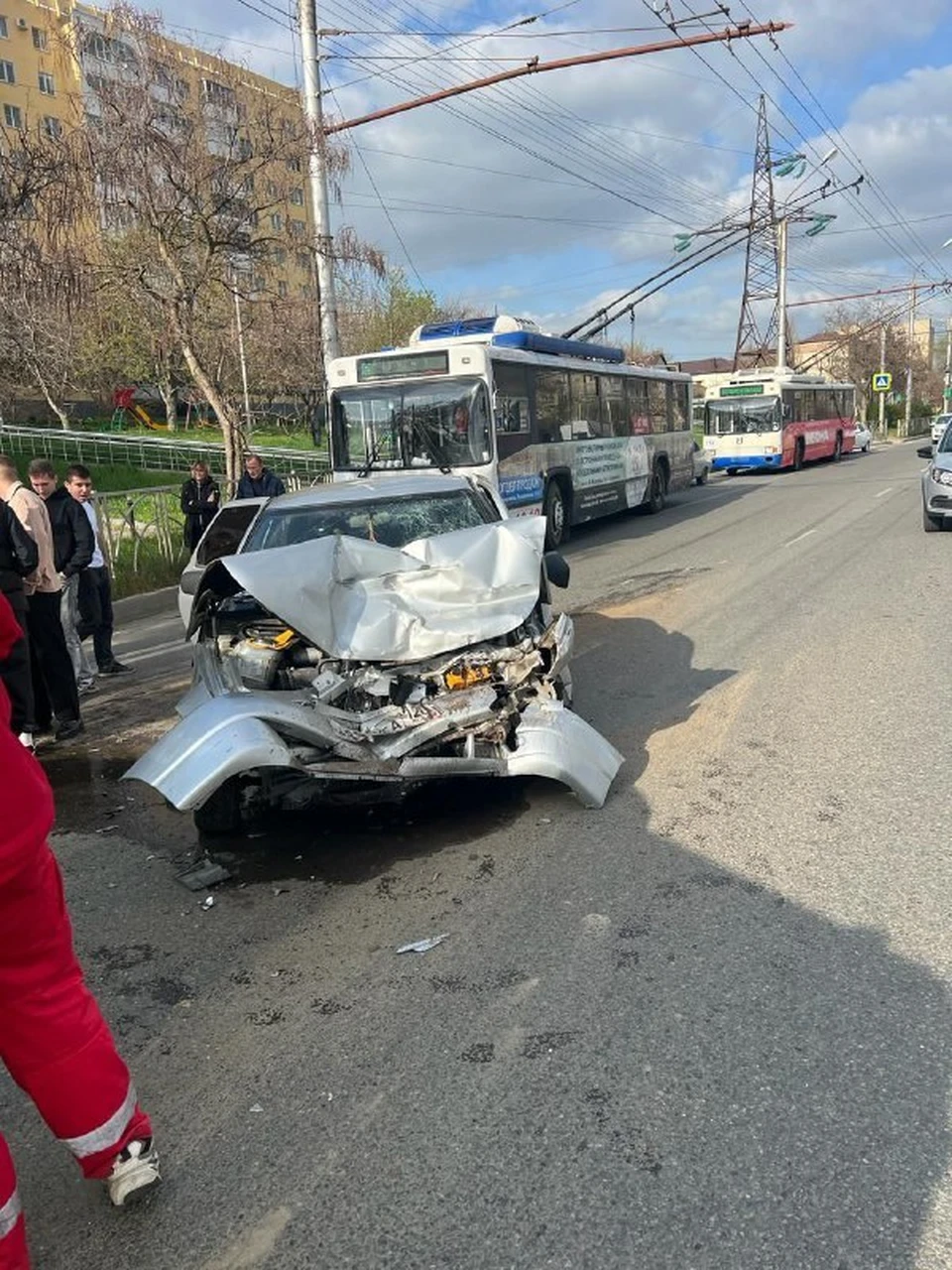 Водитель со стажем 3 месяца столкнулся с автобусом в Ставрополе0