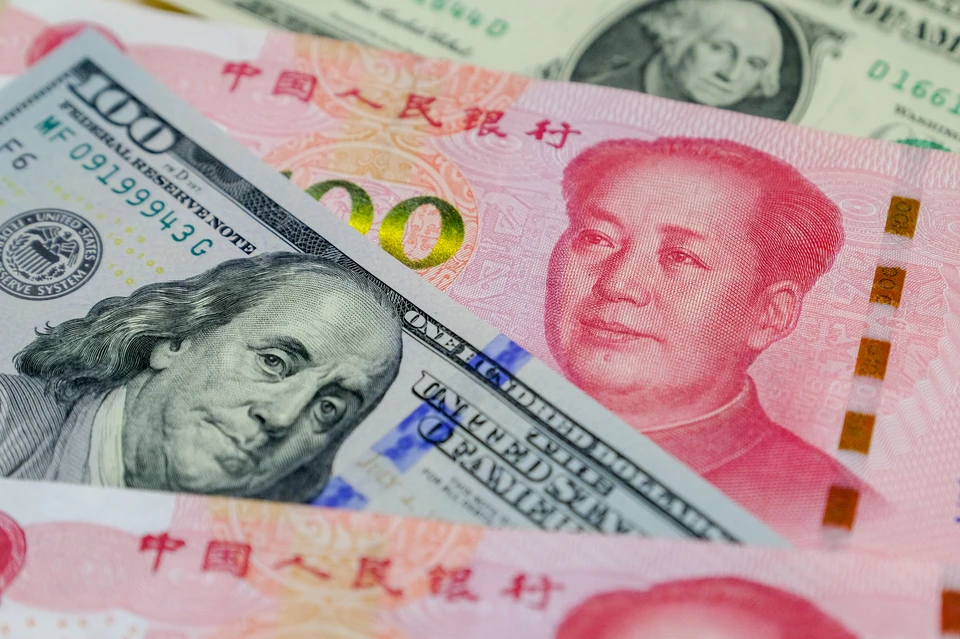 ВТБ: юань займет треть валютных сбережений россиян к концу года0
