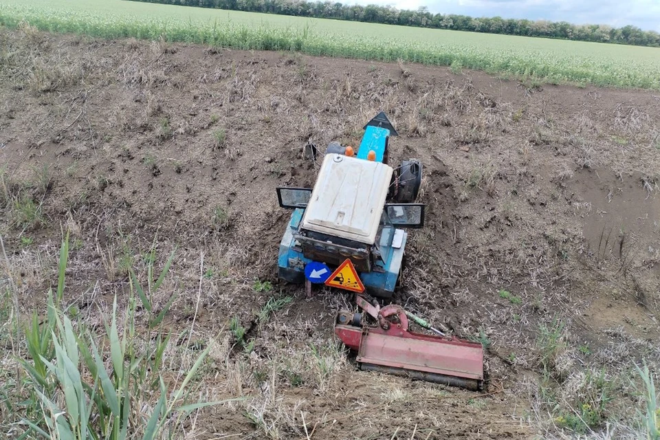 64-летний водитель трактора съехал в кювет и погиб на Ставрополье0