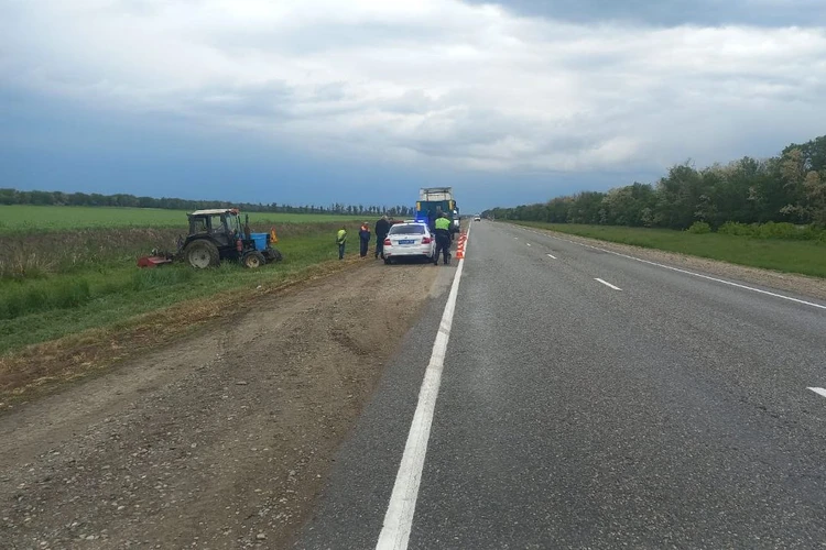 64-летний водитель трактора съехал в кювет и погиб на Ставрополье2