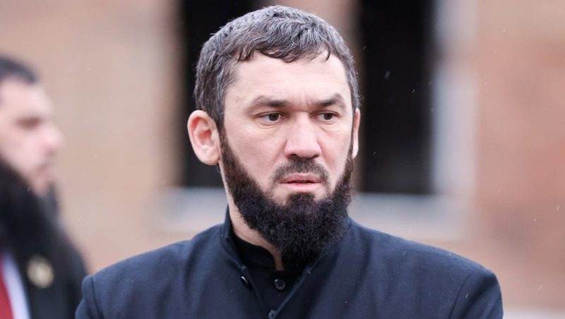 Бывший председатель парламента Чечни стал премьер-министром республики