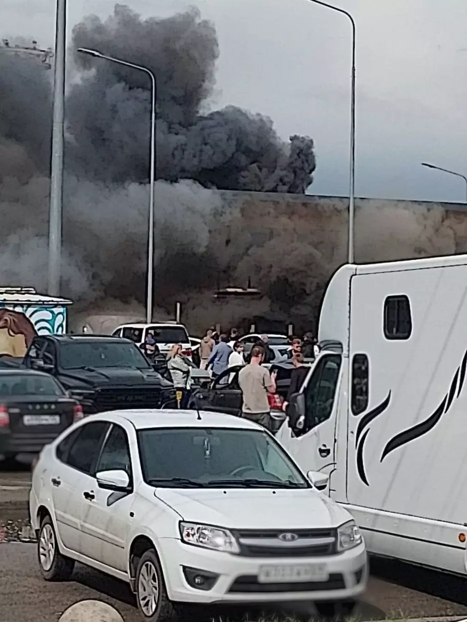 Что известно о крупном пожаре в аэропорту Минвод4