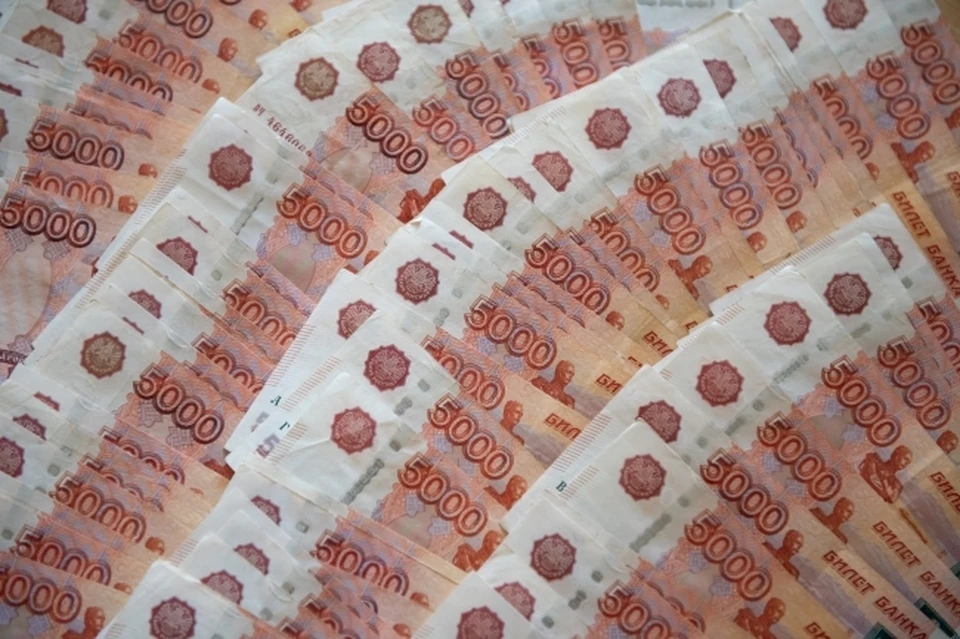 Директор училища в Кисловодске злоупотребил полномочиями на 3 млн рублей0