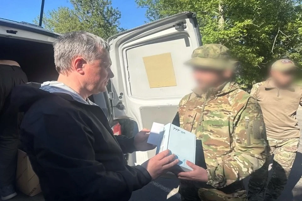 Глава Пятигорска передал бойцам СВО установки от дронов и посылки0