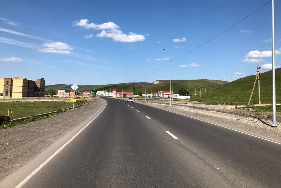 На связывающей Ингушетию с КБР автотрассе досрочно завершили второй этап реконструкции0