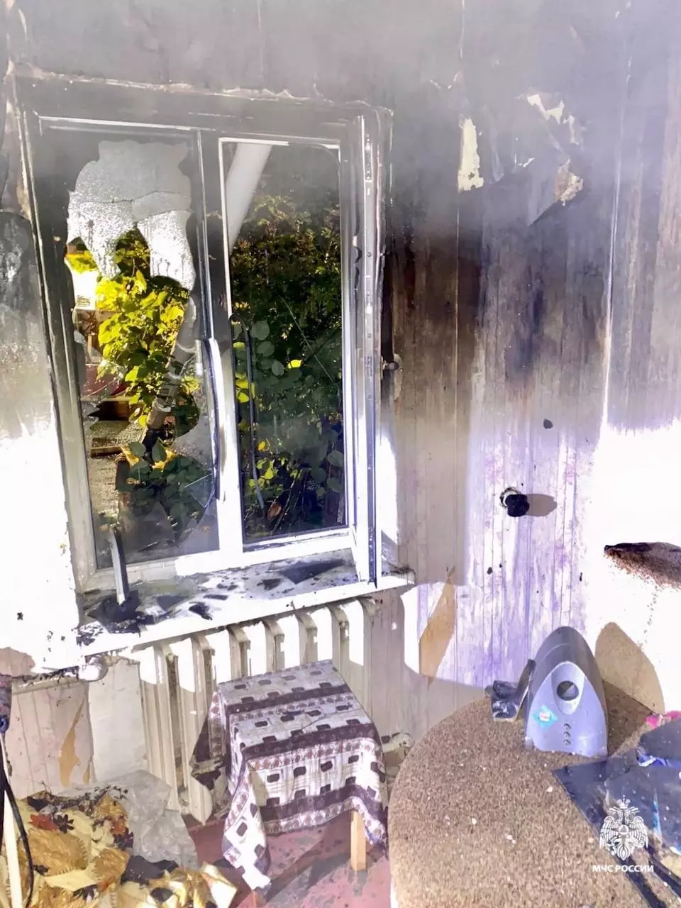 Пьяный мужчина устроил пожар и едва не сгорел в своей квартире в Ставрополе4