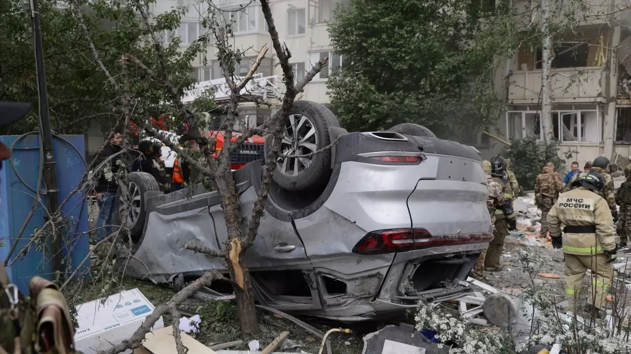 После обрушения дома в Белгороде найдены тела 15 человек1