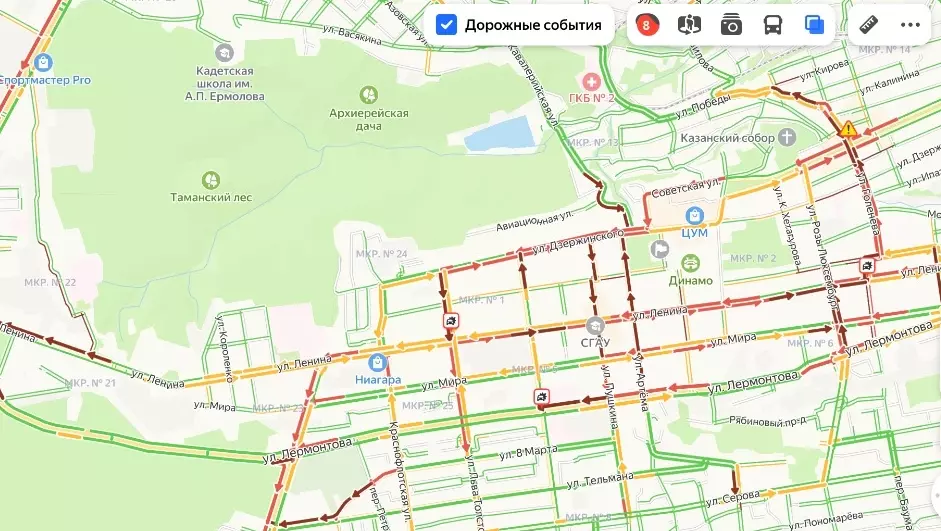 Пробки в 9 баллов сковали улицы Ставрополя0
