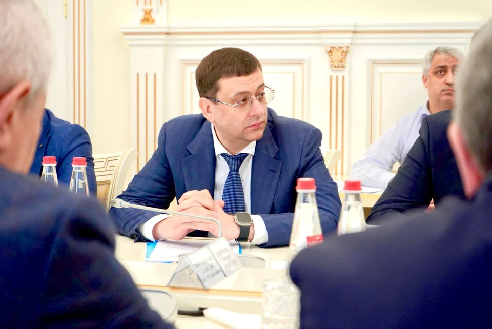 Роман Левченко: «На повышение надежности электроснабжения потребителей Дагестана в 2024-2026 годах будет направлено более 11,8 млрд рублей»0