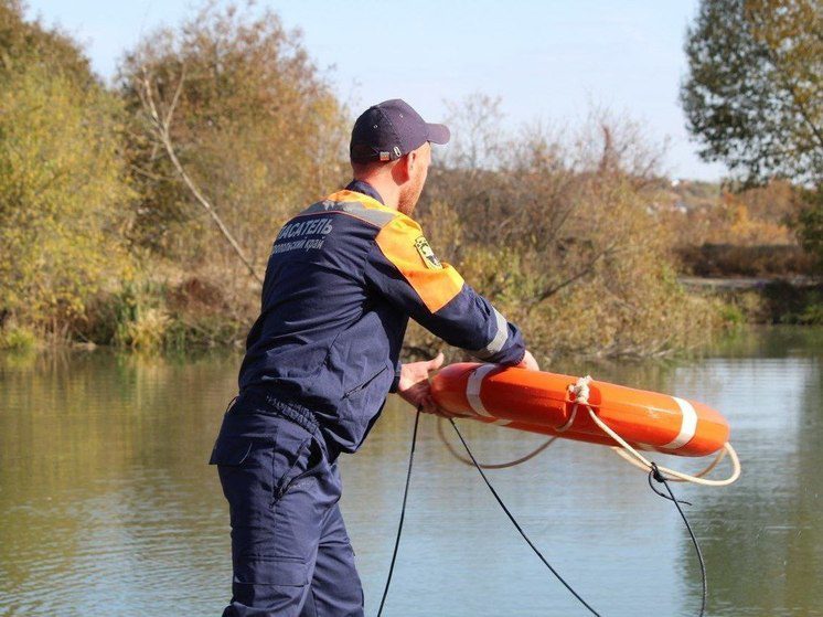 Спасатели спасли мальчика, едва не утонувшего в Невинномысском канале