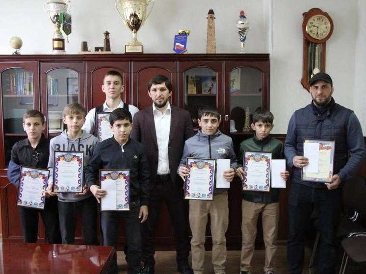 В Ингушетии отметили успехи юных борцов на Первенстве России по греко-римской борьбе