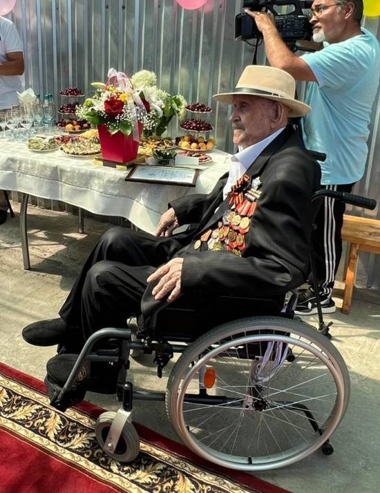 102-летнего ветерана ВОВ из Карачаево-Черкесии наградили орденом «За заслуги»  Ставрополь (Кавказ)2