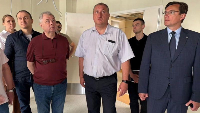 Анатолий Артамонов и Камиль Бексултанов посетили стройплощадки Кисловодска