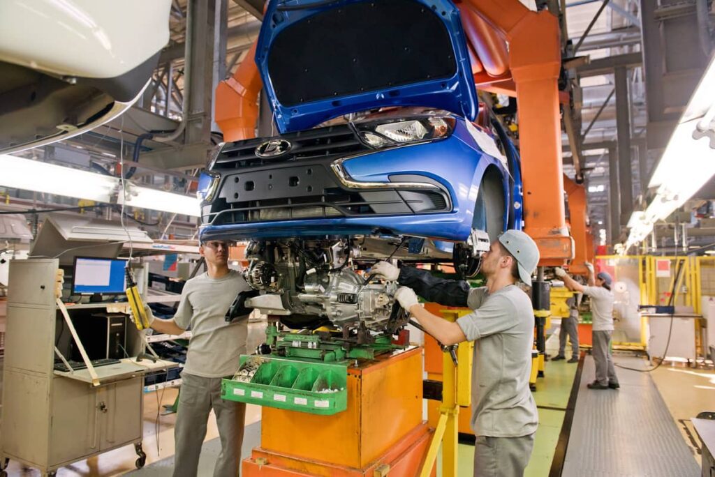 АВТОВАЗ потратит 7 млрд рублей на двигатели и детали для новых моделей