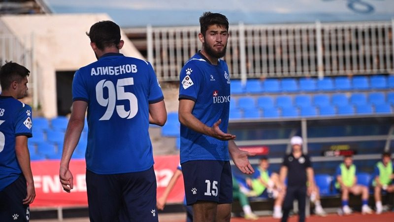 Футболисты «Динамо» в Ставрополе одолели соперников из «Астрахани»