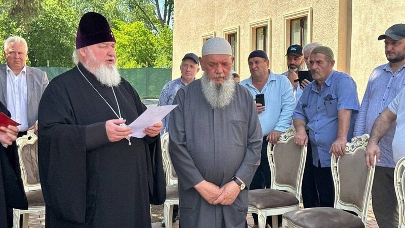 Минобороны наградило муфтия Ставрополья медалью «За веру и служение Отечеству»